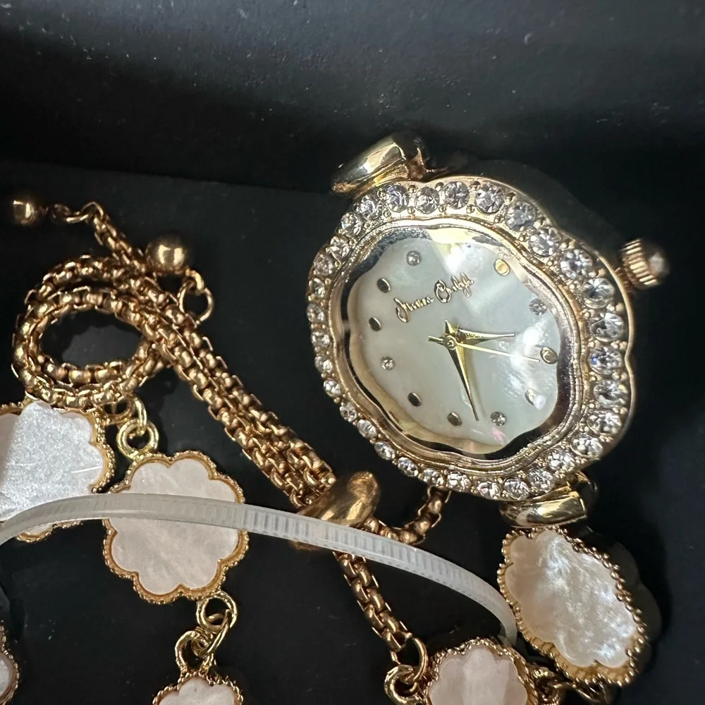 🆕Jessica Carlyle Watch & Bracelet Set
